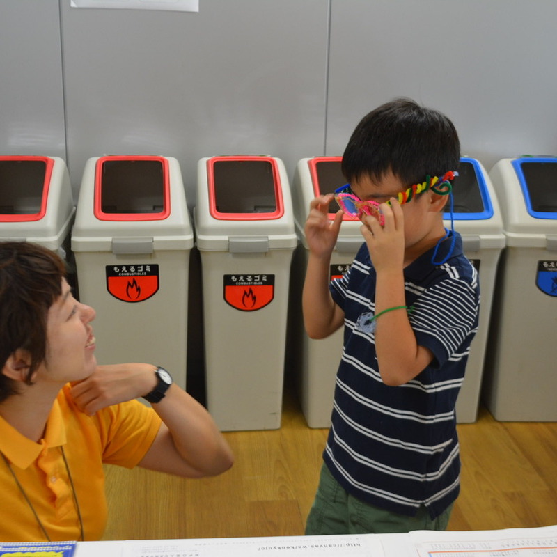 2015年10月4日（日）<br>「3Dペンで自分だけのメガネをデザインしよう！」<br>（小学生クラス）in渋谷