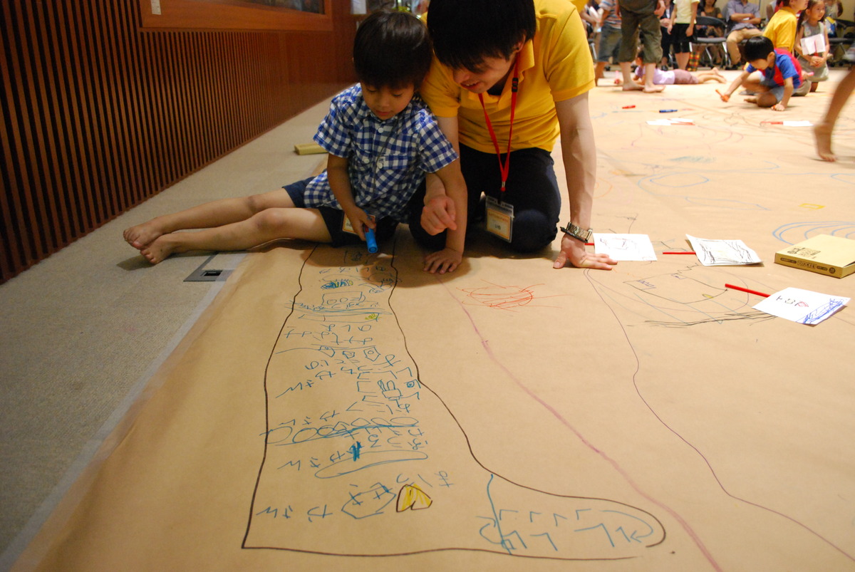 10年7月25日 日 つちのなかのグルグルすみか 幼児クラス In慶應三田 これまでの様子 キッズクリエイティブ研究所