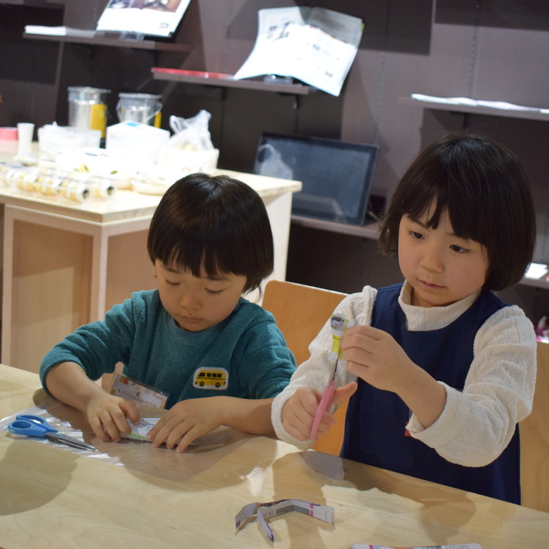 2019年3月23日（土）「こまかく切って犬にんぎょうつくり」（幼児クラス）inアークヒルズ